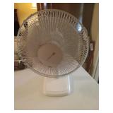 Table White-Westinghouse Fan