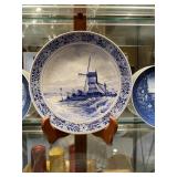 9 in. Plate with Plate Easel