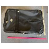 International Millinium Suitcase Black