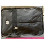 International Millinium Suitcase Black