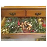 Christmas Decorations (E)