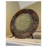 19 in. Plate w/Holder Decor.