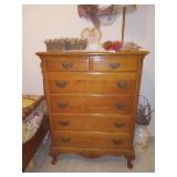 Golden Oak (6) Drawer Dresser