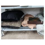 Decorative Pillows & Blankets