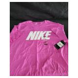 NWT Mens Nike T-Shirt