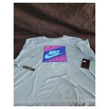NWT Nike T-Shirt