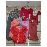 (8) Womens Tops