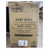 Regalo Easy Step Metal Walk Through Safety Gate