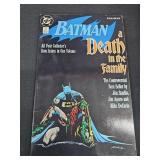 1988 DC Batman: A Death in the Family Paperback