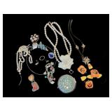 Assorted Jewelry Pieces