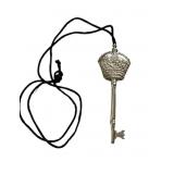 VTG BUCKINGHAM PALACE 2000AD Silver Key