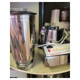 Blender & mixing bowl