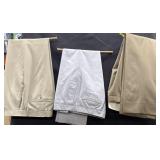 3 Pairs of Menï¿½s Pants