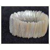 Natural Shell Stretch Bracelet
