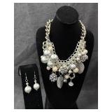 Chunky Necklace Silver Pearls & Pearl Earrings