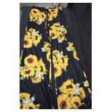 NWOT Ladies Wide Leg Pants Sz Med Sunflowers