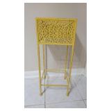 9x9x23 plant stand