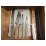 Chicago Cutlery & Cutting Board