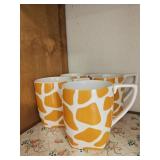 (4) Giraffe Coffee Cups 222 Fifth Brand
