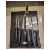 Knives & Cutting Board