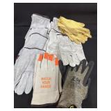(12) Pairs of Mixed Assorted Gloves
