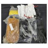 (12) Pairs of Mixed Assorted Gloves