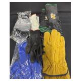 (12) Pairs of Mixed Assorted Gloves