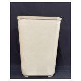 (1) Rubbermaid Nonmetallic Waste Container