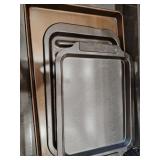 (3) Nonstick Baking Trays (3) Nonstick Baking Trays