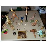 Giraffes & Other Animal Figurines Giraffes & Other Animal Figurines
