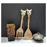 Safari Wooden Utensils, Small Vase, & Pottery Vase Safari Wooden Utensils, Small Vase, & Pottery Vase