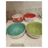 (4) Multicolor Bowls (4) Multicolor Bowls