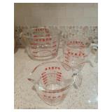 (3) Glass PYREX Measuring Cups (3) Glass PYREX Measuring Cups
