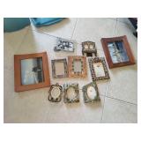 Assorted pictures frames Assorted pictures frames