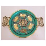 Decorative plate Decorative plate