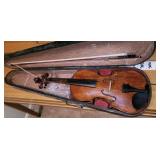 Old Violin w/Case Old Violin w/Case