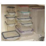 Lot of Small Plastic Containers all with Lids Lot of Small Plastic Containers all with Lids