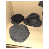 3 Men�s Hats 3 Men�s Hats