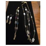 Beaded Necklace w/Matching Earrings & Bracelet