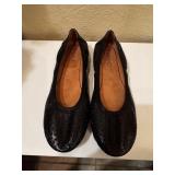 Sz: 7, Vionic Shoes