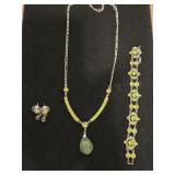 Light Green Cameo Necklace w/Matching