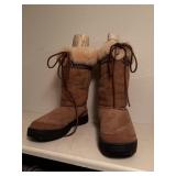 Sz: 7, UGG Shearling Lined Cuff Boots
