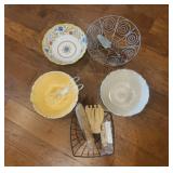 Set of (3) Large Plastic Salad Bowls;(2) Metal