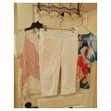 Tops & Capris S/XS