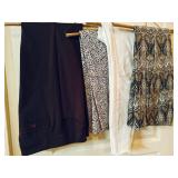 (4) Womens Pants S/XS