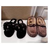 Sz: 6.5, (2) Pairs Of Slippers