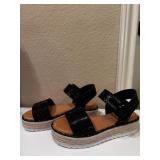 Sz:6.5, Gianni Bini Keegan Womenï¿½s Sandals