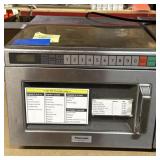 Panasonic NE-12521 Commercial Microwave Oven