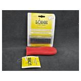 LODGE Rust Remover & Silicone Handle Holder