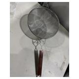Myland Mesh Strainer Wood Handle 10ï¿½  Round